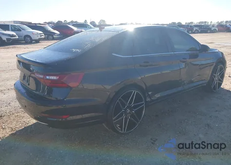 2021 Volkswagen Jetta 1.4T R-Line/1.4T S/1.4T Se z USA, uszkodzony, nr VIN 3VWC57BU9MM064268